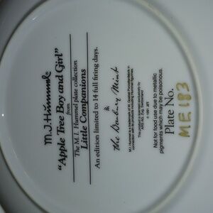 M.J. Hummel Apple Tree Boy and Girl Plate